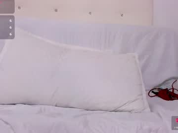  bustylucianaa 