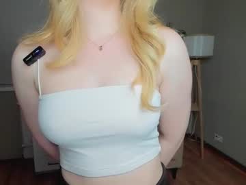  honeypeachy 