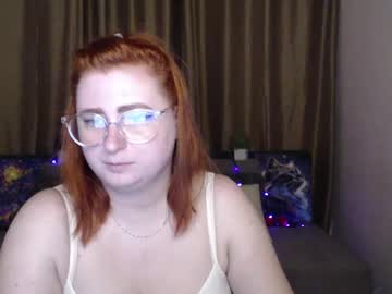 alicia side red