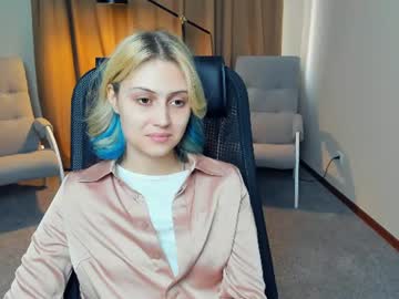 angelinaholly
