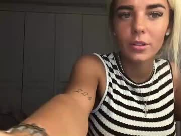 bellasnowxo