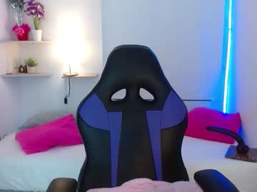 juliabust1