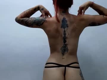 ninaa fox
