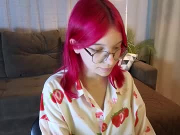 pink tilly