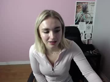 viktoria lovely
